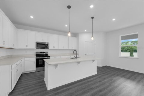 House in Palm Bay, Florida 5 bedrooms, 265.33 sq.m. № 2306266 - photo 22