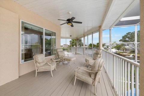 Villa ou maison à vendre à Hernando Beach, Floride: 3 chambres, 260.03 m2 № 2285292 - photo 6