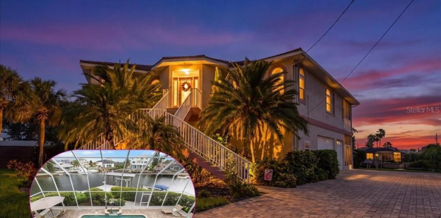 Villa ou maison à Hernando Beach, Floride 3 chambres, 260.03 m2 № 2285292
