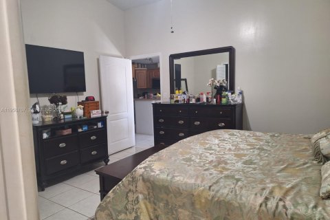 Villa ou maison à vendre à Miami, Floride: 3 chambres, 122.54 m2 № 2153501 - photo 4