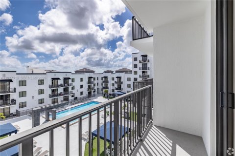 Appartement à West Miami, Floride 2 chambres, 90.12 m2 № 2175704