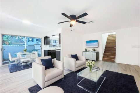 Condominio en venta en Tampa, Florida, 3 dormitorios, 118.17 m2 № 1559915 - foto 5