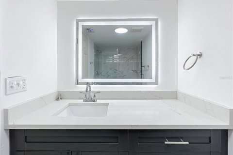 Condominio en venta en Tampa, Florida, 3 dormitorios, 118.17 m2 № 1559915 - foto 20