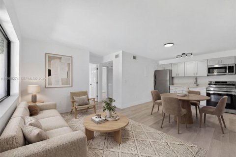 Apartamento en alquiler en Miami, Florida, 2 dormitorios № 2050752 - foto 11