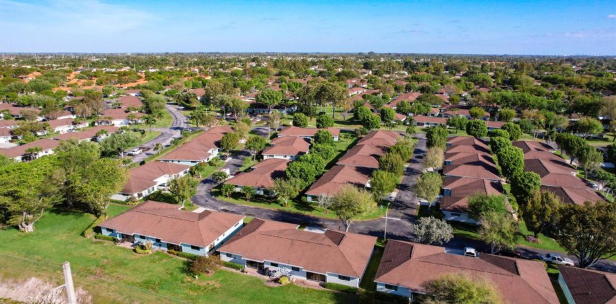 Condominio en Boynton Beach, Florida, 2 dormitorios № 1073815
