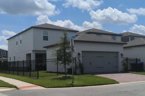 House in Winter Garden, Florida 3 bedrooms, 184.23 sq.m. № 1848717 - photo 3