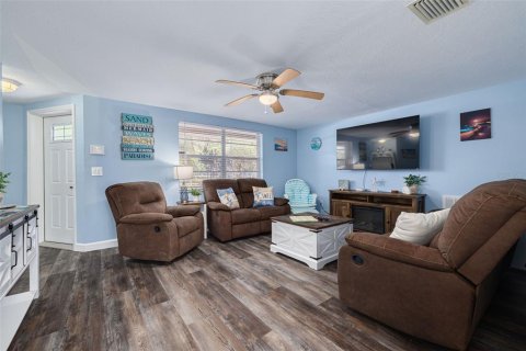 Villa ou maison à vendre à Port Richey, Floride: 2 chambres, 108.88 m2 № 1837555 - photo 28