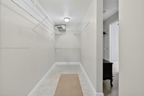 Condo in Tequesta, Florida, 3 bedrooms  № 1736035 - photo 30