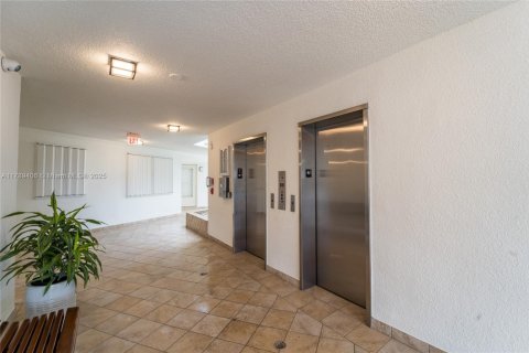 Condo in Tequesta, Florida, 3 bedrooms  № 1736035 - photo 4