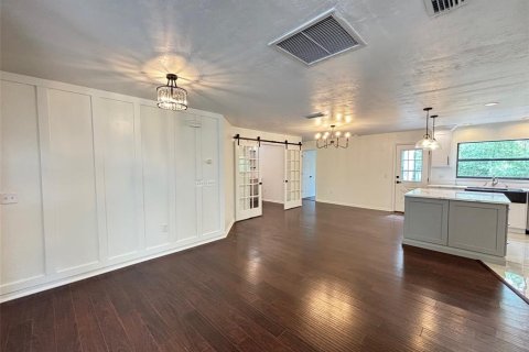 Villa ou maison à vendre à Alachua, Floride: 8 chambres, 362.97 m2 № 2148350 - photo 20