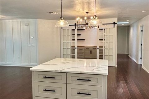 Villa ou maison à vendre à Alachua, Floride: 8 chambres, 362.97 m2 № 2148350 - photo 14