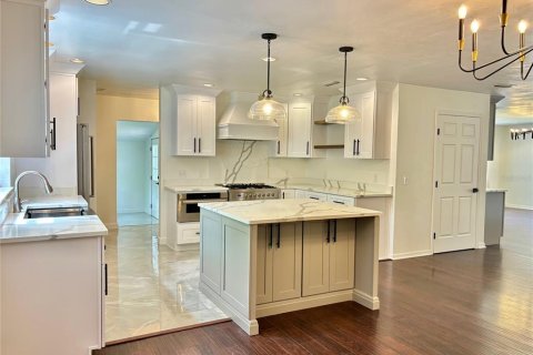 Villa ou maison à vendre à Alachua, Floride: 8 chambres, 362.97 m2 № 2148350 - photo 12