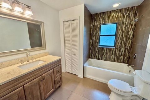 Villa ou maison à vendre à Alachua, Floride: 8 chambres, 362.97 m2 № 2148350 - photo 23