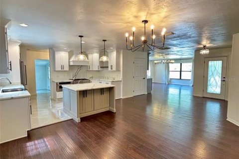 Villa ou maison à vendre à Alachua, Floride: 8 chambres, 362.97 m2 № 2148350 - photo 16