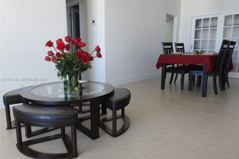 Condominio en venta en Hollywood, Florida, 1 dormitorio, 81.2 m2 № 2020656 - foto 27
