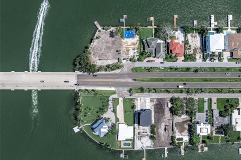 Terreno en venta en Treasure Island, Florida № 1832605 - foto 16