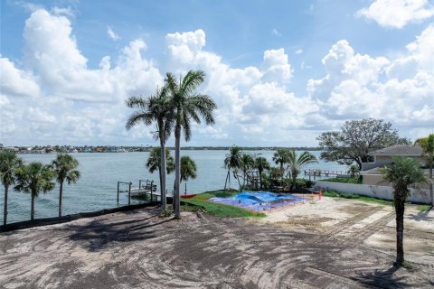 Terreno en venta en Treasure Island, Florida № 1832605 - foto 5