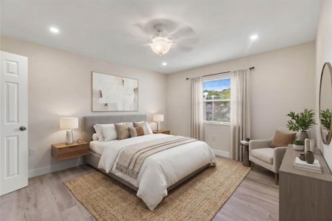 Condo in Sarasota, Florida, 2 bedrooms № 2200304 - photo 15