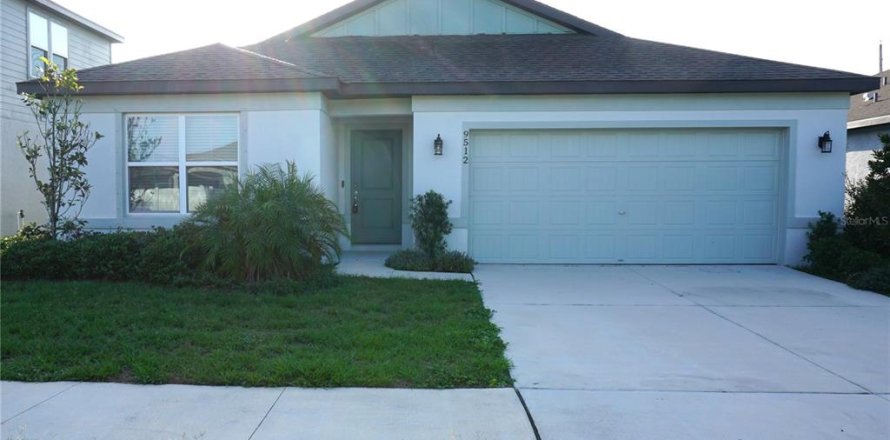 House in SUMMERS CAY in Thonotosassa, Florida 3 bedrooms, 153.29 sq.m. № 1760118