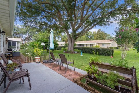 House in Summerfield, Florida 2 bedrooms, 106.28 sq.m. № 1903943 - photo 18