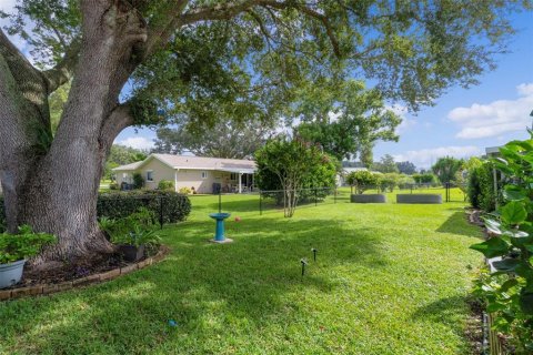 House in Summerfield, Florida 2 bedrooms, 106.28 sq.m. № 1903943 - photo 15