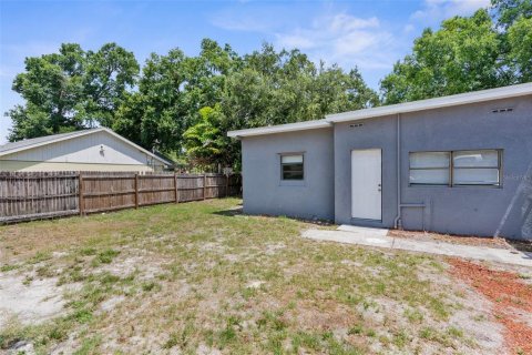 House in Tampa, Florida 2 bedrooms, 80.55 sq.m. № 1784613 - photo 16