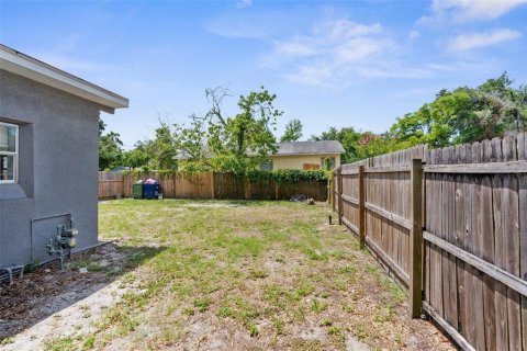 House in Tampa, Florida 2 bedrooms, 80.55 sq.m. № 1784613 - photo 17