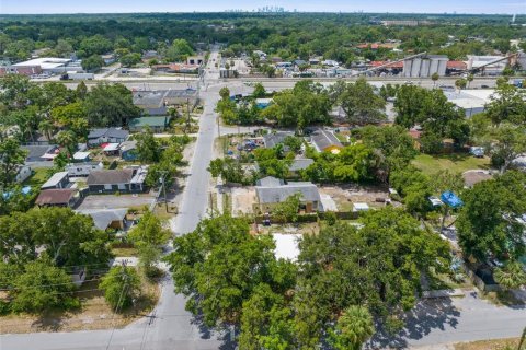 House in Tampa, Florida 2 bedrooms, 80.55 sq.m. № 1784613 - photo 25