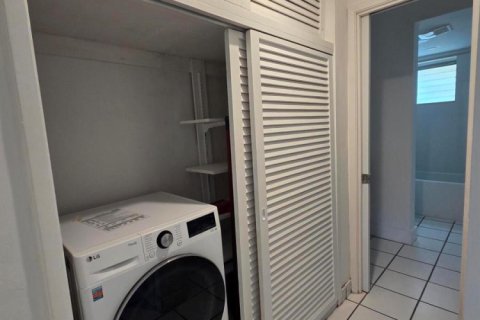 Copropriété à louer à Fort Lauderdale, Floride: 1 chambre, 53.88 m2 № 2399832 - photo 10