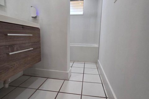 Copropriété à louer à Fort Lauderdale, Floride: 1 chambre, 53.88 m2 № 2399832 - photo 13