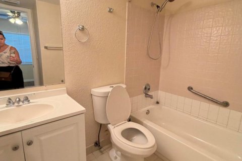 Copropriété à louer à Coral Springs, Floride: 2 chambres, 71.35 m2 № 2296150 - photo 12