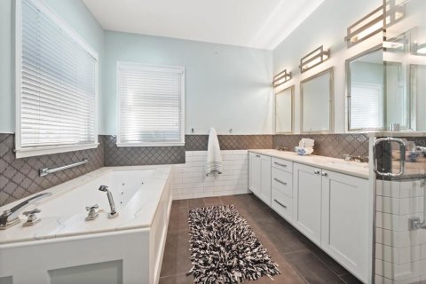 Villa ou maison à vendre à Tarpon Springs, Floride: 4 chambres, 286.79 m2 № 2155855 - photo 23