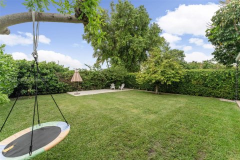 Villa ou maison à vendre à Miami, Floride: 4 chambres, 193.79 m2 № 1775811 - photo 30
