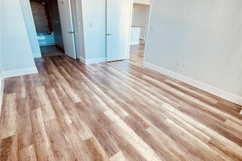 Condo in Aventura, Florida, 2 bedrooms  № 1970588 - photo 17