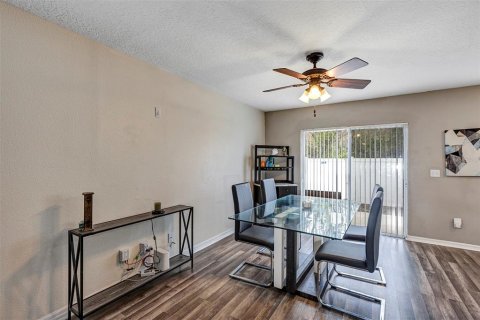 Touwnhouse à vendre à Orlando, Floride: 3 chambres, 173.91 m2 № 2147570 - photo 29