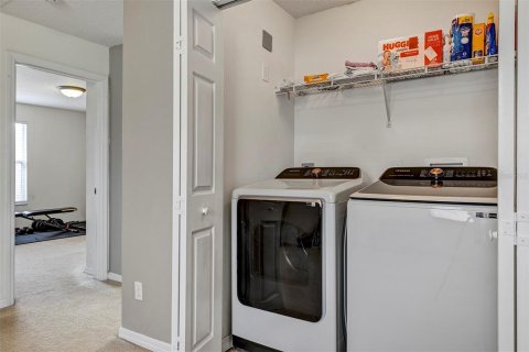 Touwnhouse à vendre à Orlando, Floride: 3 chambres, 173.91 m2 № 2147570 - photo 18