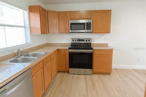 House in Kissimmee, Florida 3 bedrooms, 127.93 sq.m. № 1902439 - photo 4