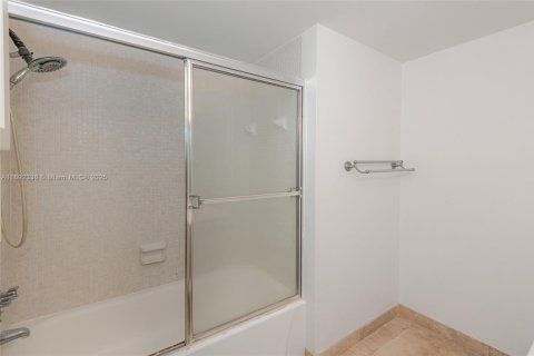 Copropriété à vendre à Miami Beach, Floride: 1 chambre, 79.15 m2 № 1944044 - photo 22