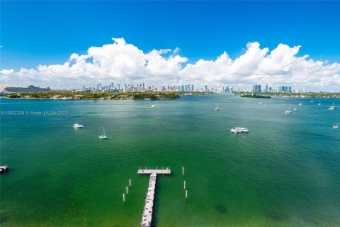 Copropriété à vendre à Miami Beach, Floride: 1 chambre, 79.15 m2 № 1944044 - photo 27