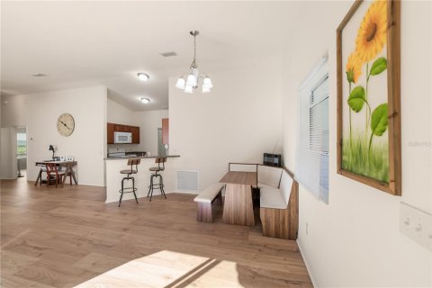 Villa ou maison à vendre à The Villages, Floride: 2 chambres, 110.37 m2 № 2414909 - photo 12