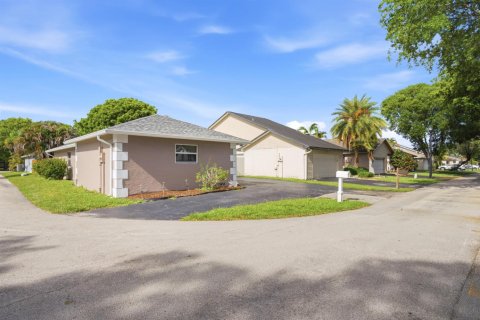 Casa en venta en Davie, Florida, 3 dormitorios, 110.65 m2 № 2190386 - foto 4