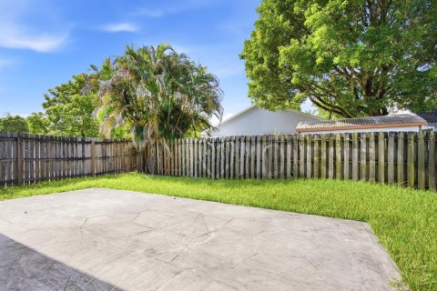 Casa en venta en Davie, Florida, 3 dormitorios, 110.65 m2 № 2190386 - foto 20