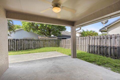 Casa en venta en Davie, Florida, 3 dormitorios, 110.65 m2 № 2190386 - foto 19