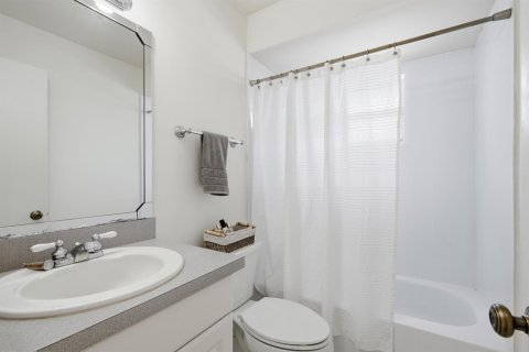 Casa en venta en Davie, Florida, 3 dormitorios, 110.65 m2 № 2190386 - foto 17