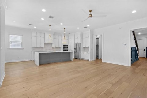 Купить виллу или дом в Тампа, Флорида 9 комнат, 329.43м2, № 1621092 - фото 10