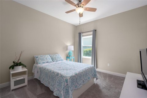 House in Parrish, Florida 4 bedrooms, 230.68 sq.m. № 1524367 - photo 19