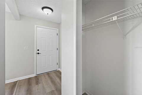 Casa en alquiler en Spring Hill, Florida, 2 dormitorios, 122.63 m2 № 1914698 - foto 22