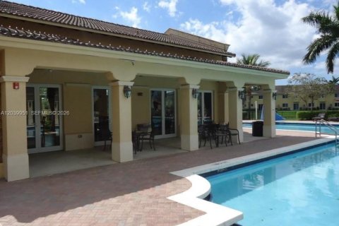 Condominio en alquiler en Homestead, Florida, 2 dormitorios, 84.54 m2 № 2086153 - foto 5