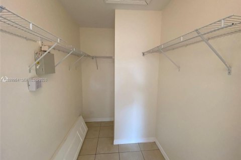 Condominio en alquiler en Homestead, Florida, 2 dormitorios, 84.54 m2 № 2086153 - foto 26