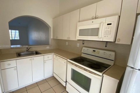 Condominio en alquiler en Homestead, Florida, 2 dormitorios, 84.54 m2 № 2086153 - foto 19
